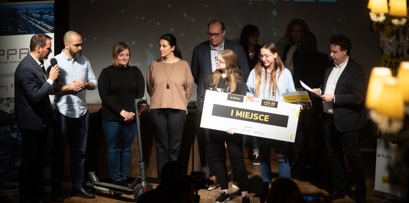Hackathon po raz trzeci. Co wymyślili młodzi programiści? [FOTO] - Zdjęcie główne