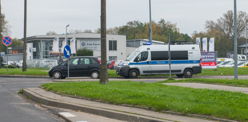 Potrącenie pieszego niedaleko stacji paliw na Wyszogrodzkiej - Zdjęcie główne