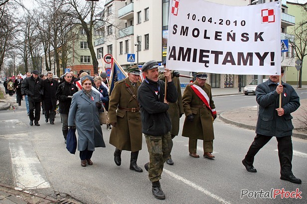 Trzeci marsz na trzecią rocznicę Smoleńska - Zdjęcie główne