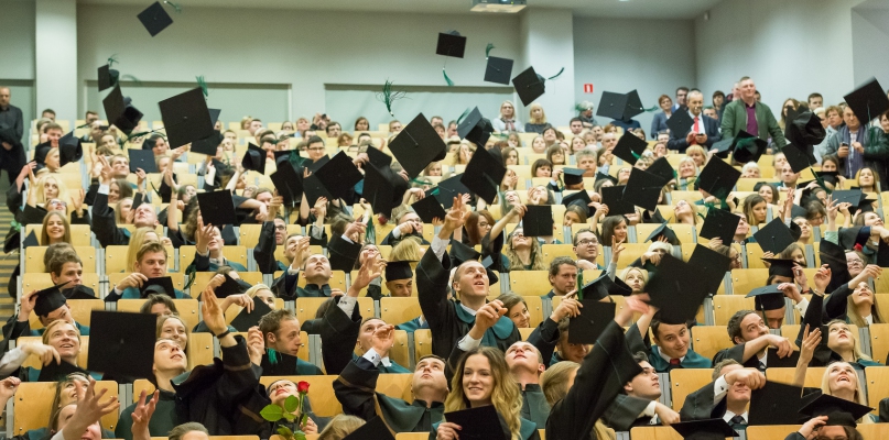 Absolwentów tych studiów brakuje na rynku pracy - Zdjęcie główne