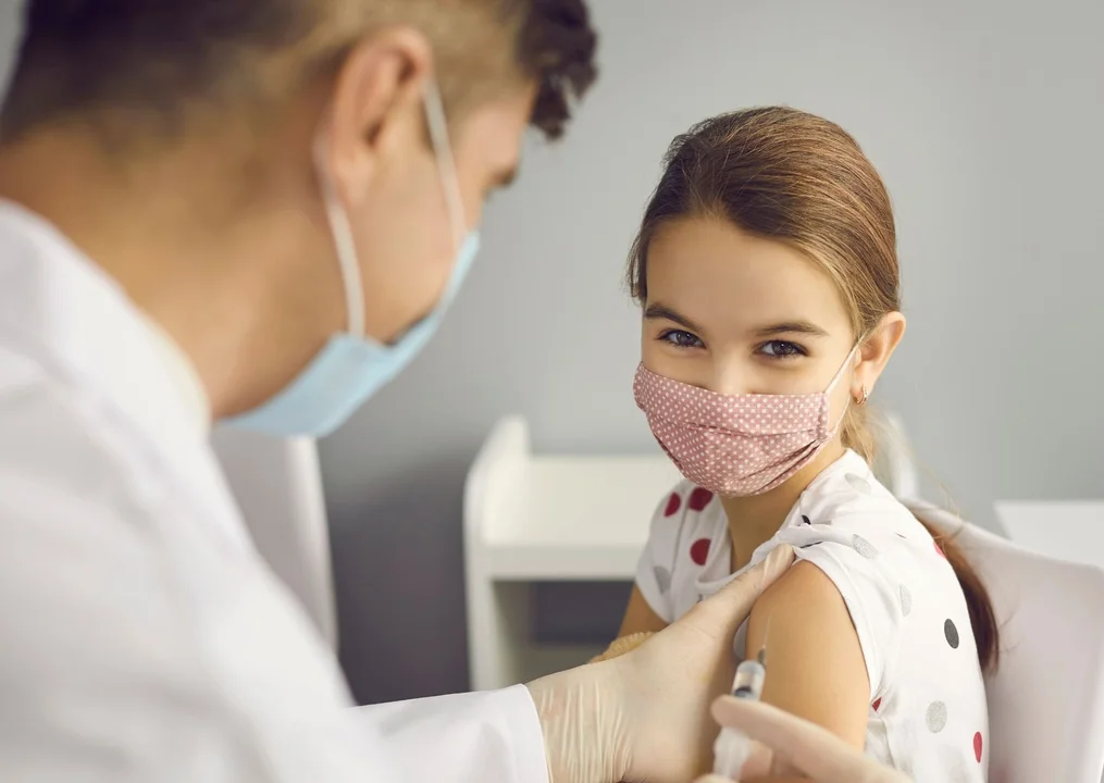 Znamy datę pierwszych szczepień dla dzieci w wieku 5-11 lat. Jak rejestrować dziecko? - Zdjęcie główne