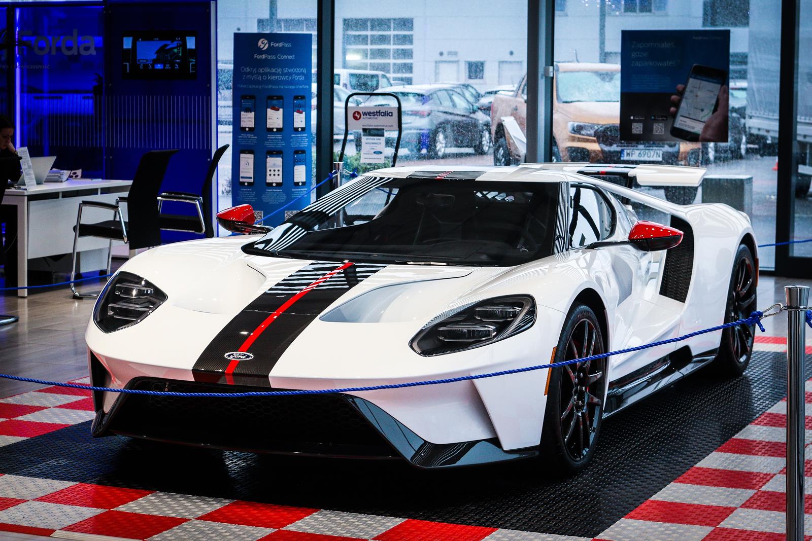 Ford GT Carbon Series – jedyna taka ekspozycja w Polsce! - Zdjęcie główne