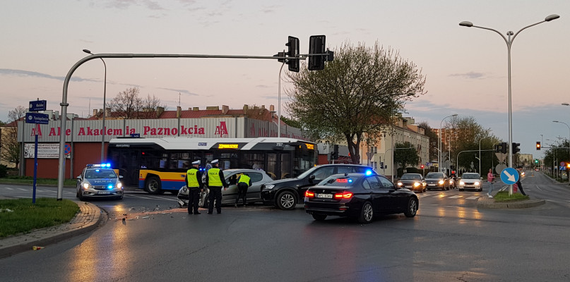 11 nietrzeźwych kierowców, ponad 30 kolizji, wypadek. Świąteczny bilans  - Zdjęcie główne