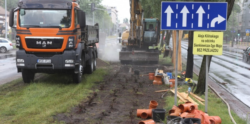 Ostrożnie na ulicach. Modernizują sieć, ale bez kopania - Zdjęcie główne