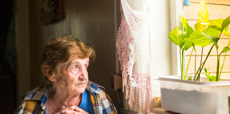 Emeryci coraz częściej dorabiają. Mazowieccy są w czołówce  - Zdjęcie główne