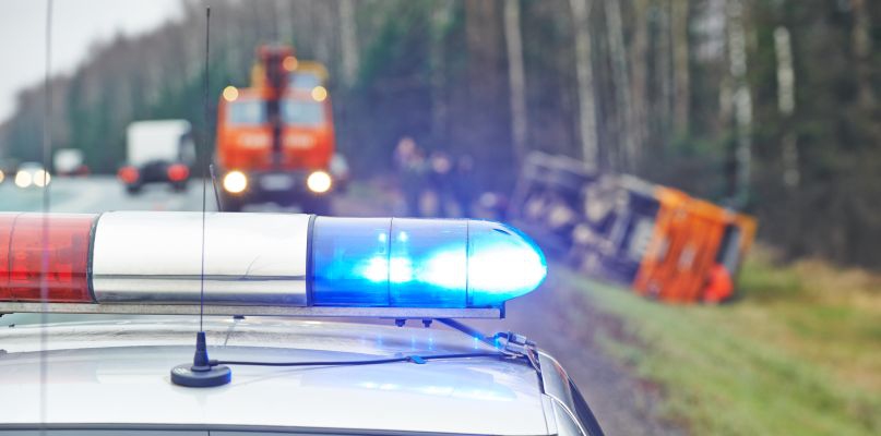 Czołowe zderzenie w Drobinie. Dwie osoby przewiezione do szpitala - Zdjęcie główne