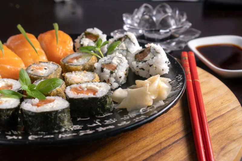 Gdzie zamówić sushi w Płocku? Sprawdźcie, które lokale serwują tę azjatycką potrawę [lista] - Zdjęcie główne