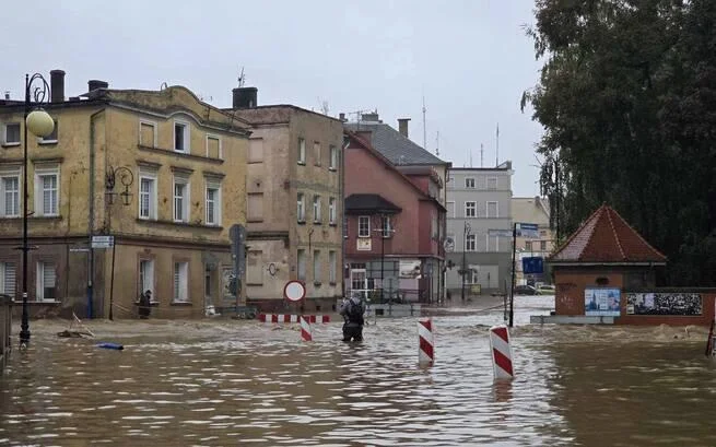 Tragedia na południu Polski. Ruszyła specjalna zbiórka dla powodzian! - Zdjęcie główne