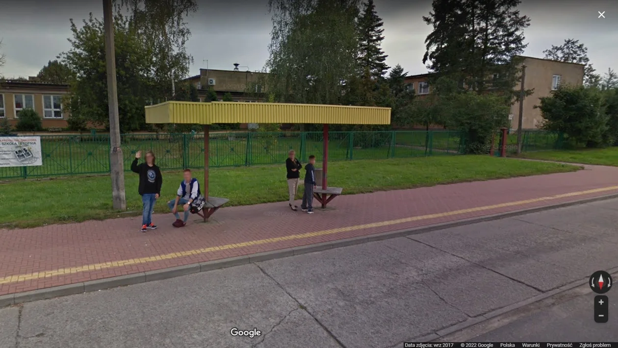 Osiedle Skarpa w obiektywie Google Street View. Sprawdźcie, kto znalazł się na zdjęciach [galeria] - Zdjęcie główne