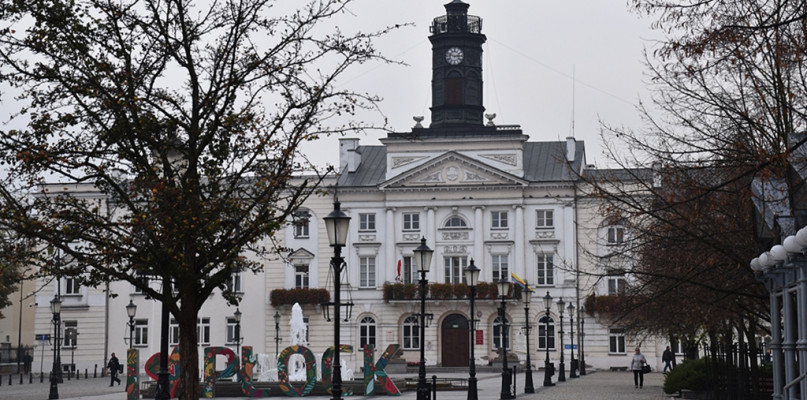 Prezydent zdecydował o zmianach organizacyjnych w płockim Ratuszu - Zdjęcie główne