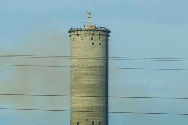Nowy olbrzymi komin Orlenu [FOTO] - Zdjęcie główne