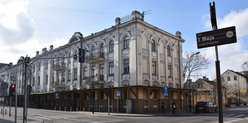 Były radny: Warto powiesić baner na budynku. Informacja należy się płocczanom - Zdjęcie główne