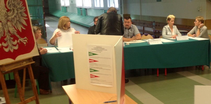 Wybory. Frekwencja aż 40 proc. w komisji na Międzytorzu - Zdjęcie główne