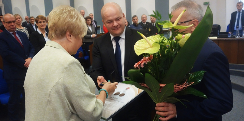 Ma już Order Uśmiechu. Dostała medal przyznawany zasłużonym płocczanom [FOTO] - Zdjęcie główne