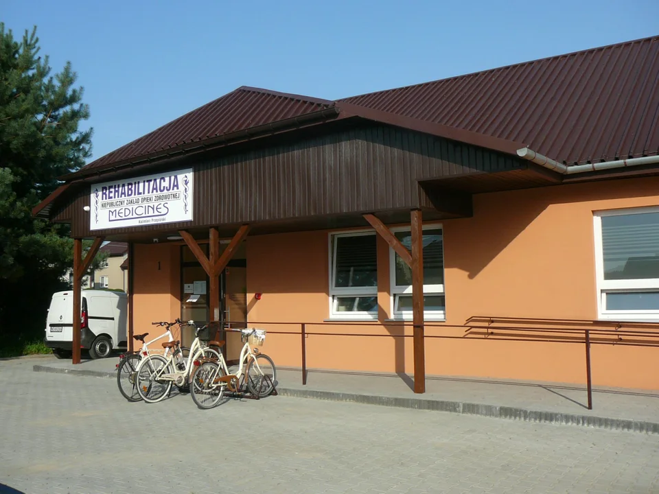 Uroczyste otwarcie nowej przychodni rehabilitacyjnej w Radzanowie - Zdjęcie główne