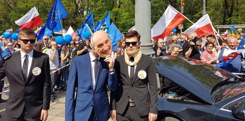 Płocczanie pojechali do Warszawy na Marsz Wolności [FOTO] - Zdjęcie główne
