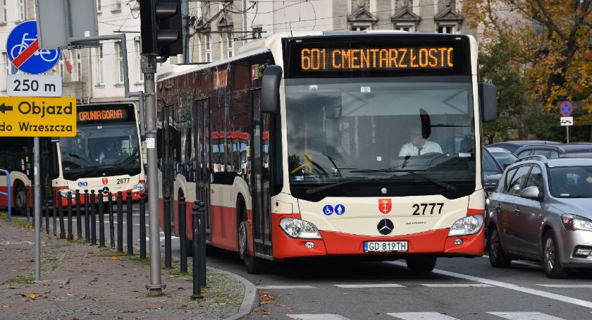 Wszystkich Świętych 2021. Zmiany na liniach ZTM w ten weekend - Zdjęcie główne