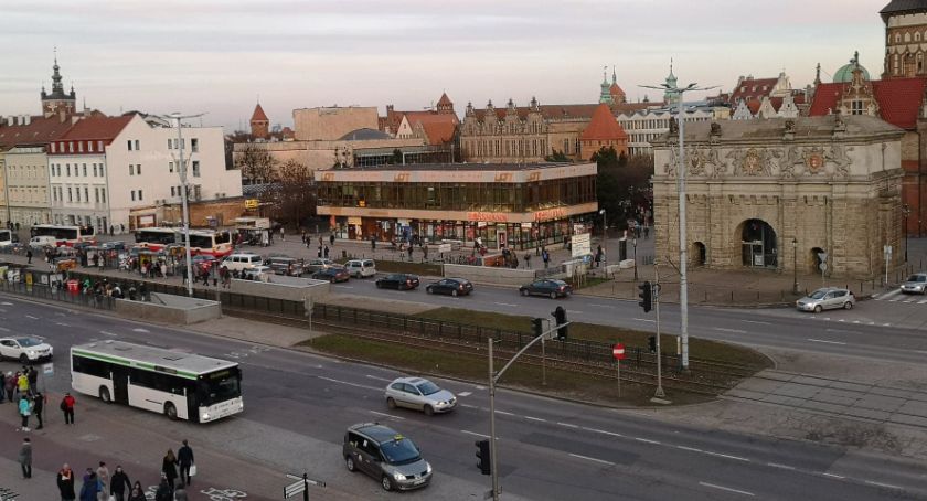 Nie będzie nowych drzew w ścisłym centrum miasta. Dlaczego? - Zdjęcie główne