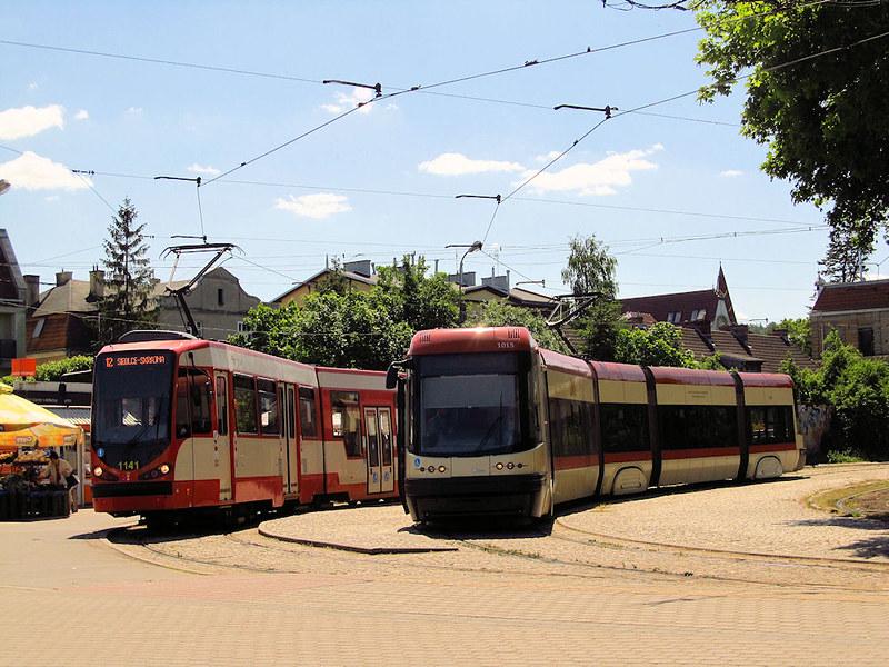 Kolejne linie i kursy autobusów oraz tramwajów zawieszone - Zdjęcie główne