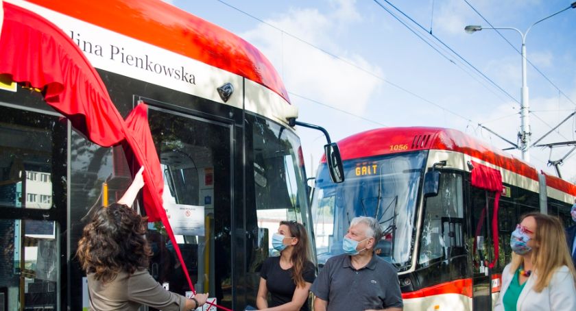 Kolejne nowe tramwaje z patronkami - Zdjęcie główne