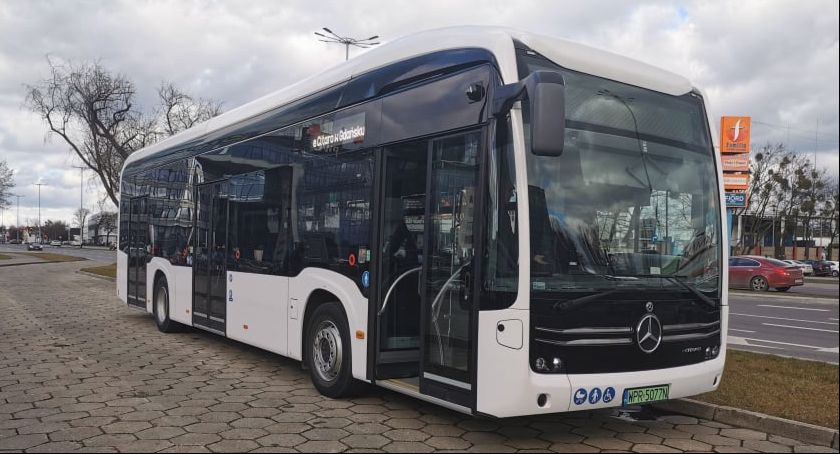 Zakup autobusów elektrycznych się oddala. Rządowe dofinansowanie nieatrakcyjne dla Gdańska - Zdjęcie główne