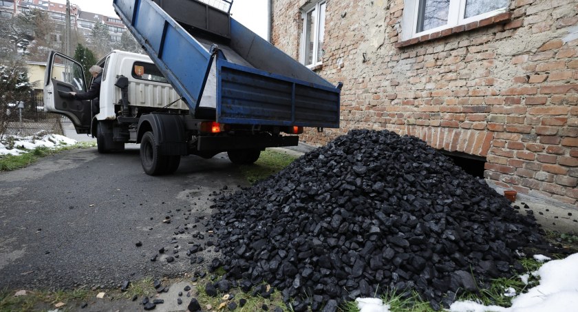 Mało chętnych na samorządowy węgiel - Zdjęcie główne