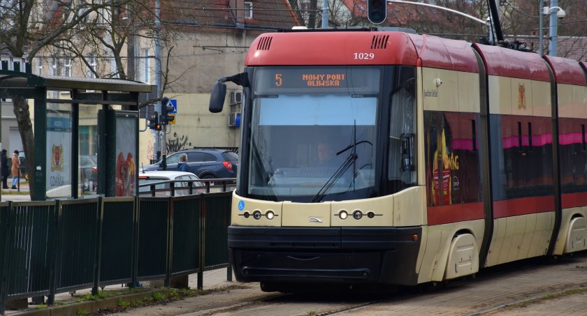 Transport miejski w okresie wielkanocnym. Zmiany już od czwartku - Zdjęcie główne