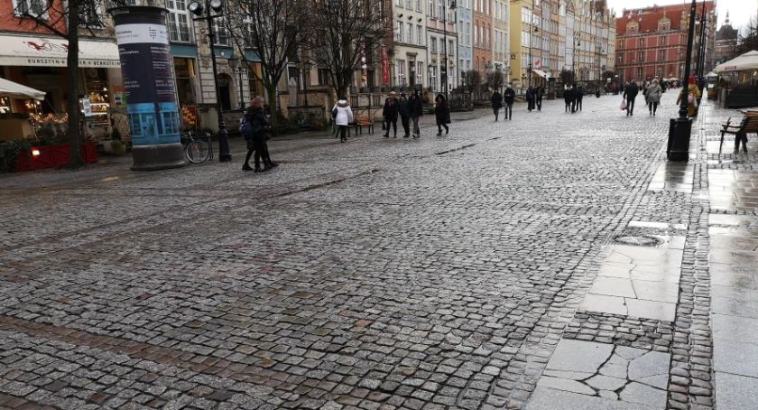 Kiedy remont Długiego Targu i Długiego Pobrzeża? Urzędnicy podają kolejny termin - Zdjęcie główne