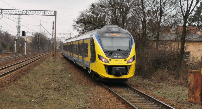 SKM znów zamawia nowe pociągi. Czy zdąży, zanim przepadną pieniądze? - Zdjęcie główne