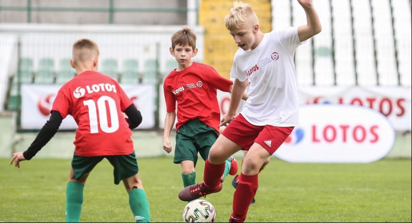 Młodzi gdańszczanie na podium turnieju LOTOS Junior Cup - Zdjęcie główne