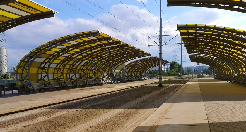 Lepszy dojazd na mecz Lechii Gdańsk z Wisłą Kraków. Będą bezpłatne tramwaje - Zdjęcie główne