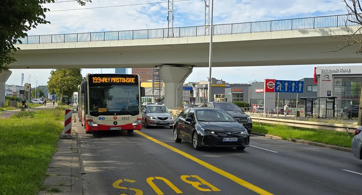 Wrzeszcz. Od środy wydłużą buspas na Grunwaldzkiej - Zdjęcie główne