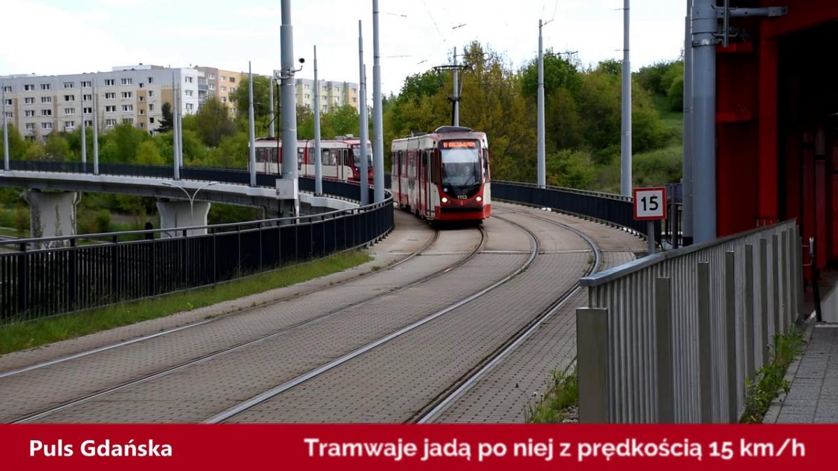 Brętowo: puste i bardzo powolne tramwaje na estakadzie za miliony [wideo] - Zdjęcie główne