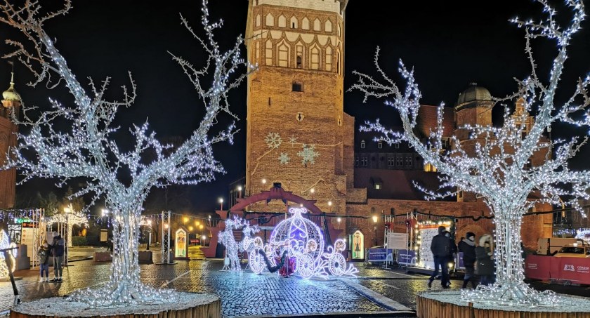 Iluminacje świąteczne będą energooszczędne. Znamy ich koszt - Zdjęcie główne