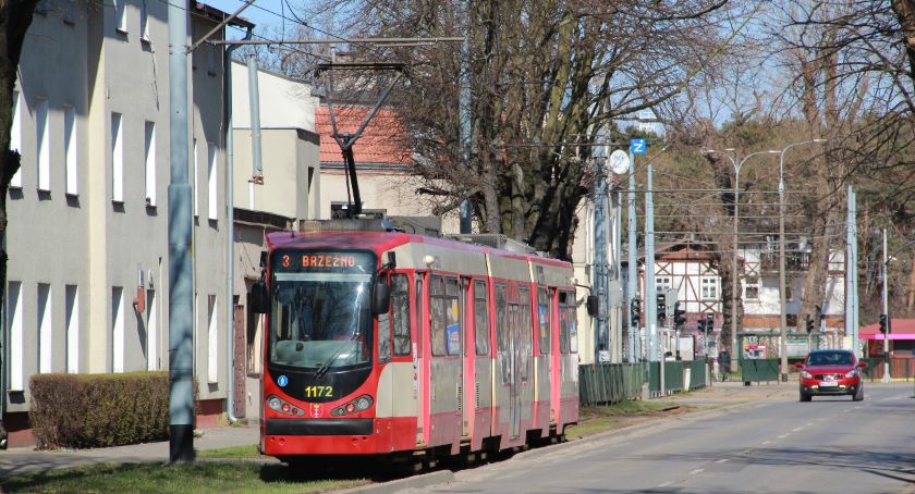 Brzeźno. Tramwaje na ul. Gdańskiej jeżdżą wolniej od rowerów [ZDJĘCIA] - Zdjęcie główne