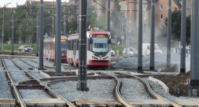 Tramwaje wróciły na Łostowice. DRMG dotrzymała terminu [ZDJĘCIA] - Zdjęcie główne