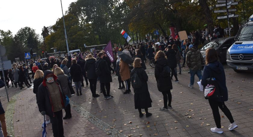 Siódmy dzień protestów: zablokowane centrum Wrzeszcza [RAPORT, WIDEO] - Zdjęcie główne