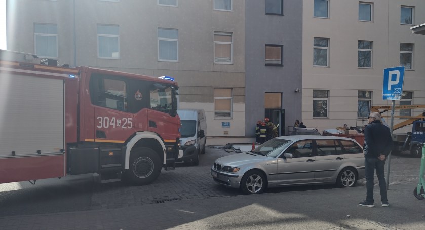 Pożar w remontowanym budynku w centrum Gdańska [ZDJĘCIA] - Zdjęcie główne