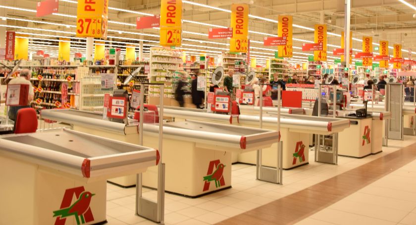 Auchan przedłużył umowę najmu jednego ze sklepów na 12 lat! - Zdjęcie główne