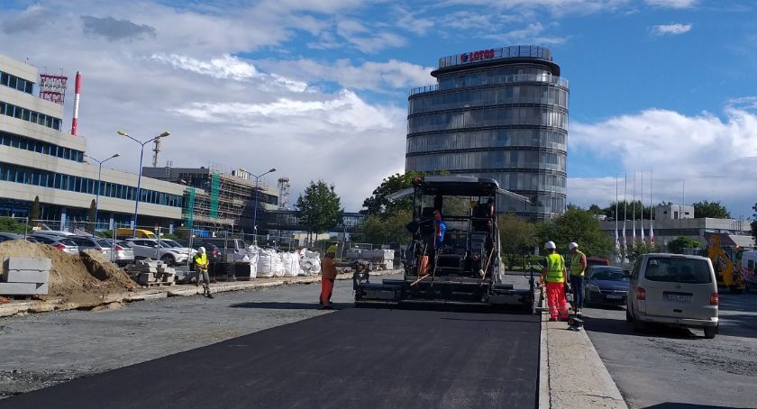 Lotos chce recyklingować asfaltowe nawierzchnie - Zdjęcie główne