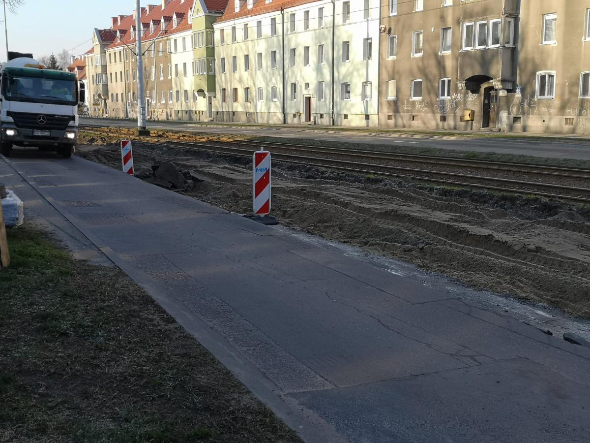 Rozkopana al. Hallera – remont rozpoczął się na dobre - Zdjęcie główne