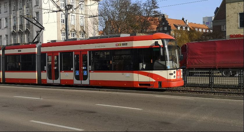 Kiedy znikną tramwajowe korki na węźle Hucisko? - Zdjęcie główne