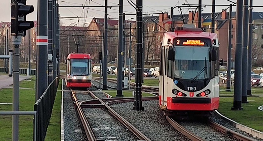 Gigantyczna awaria sieci. Duże opóźnienia tramwajów - Zdjęcie główne