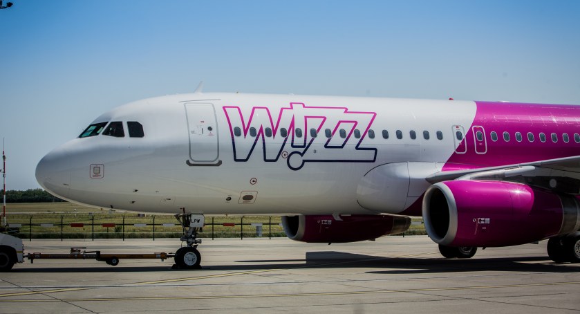 Wizz Air przywraca loty z Gdańska w sześciu kierunkach. Polecimy na daleką północ i na południe - Zdjęcie główne