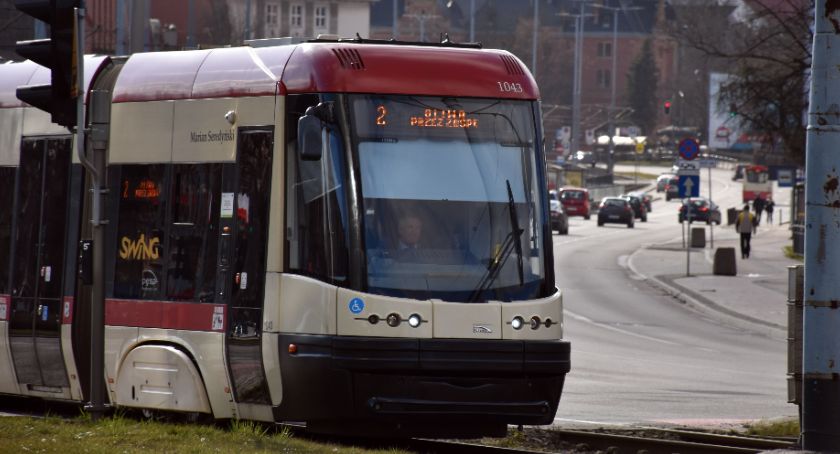 Powakacyjne rozkłady jazdy rozczarowują pasażerów - Zdjęcie główne