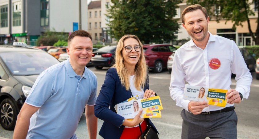 Hołownia przyjechał do Gdańska i... rozdawał kawę - Zdjęcie główne