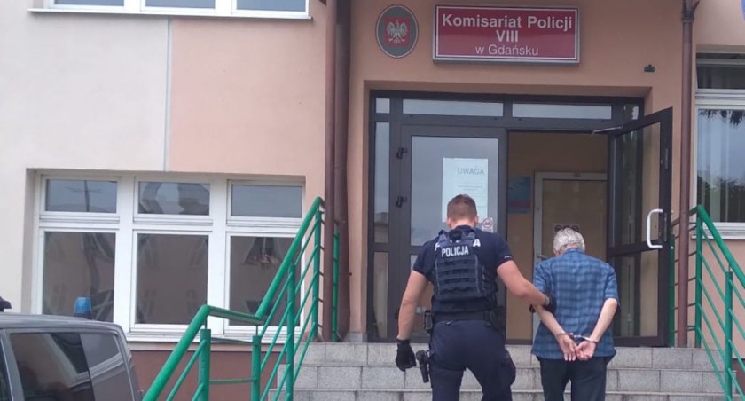  Udawał policjanta, wyłudzał pieniądze. Ujęli go prawdziwi gliniarze - Zdjęcie główne