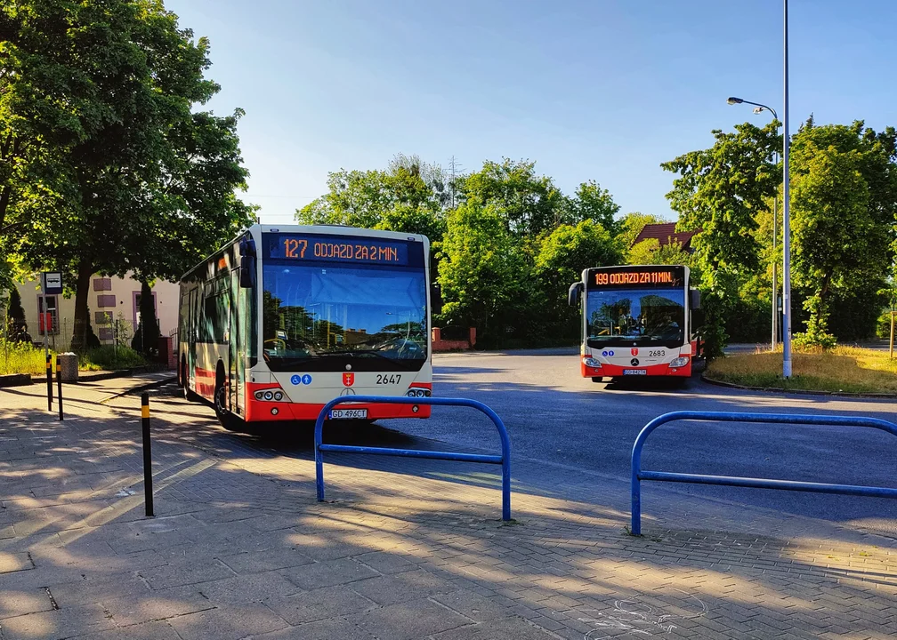 Długi weekend w Gdańsku. Autobusy i tramwaje na specjalnych rozkładach - Zdjęcie główne