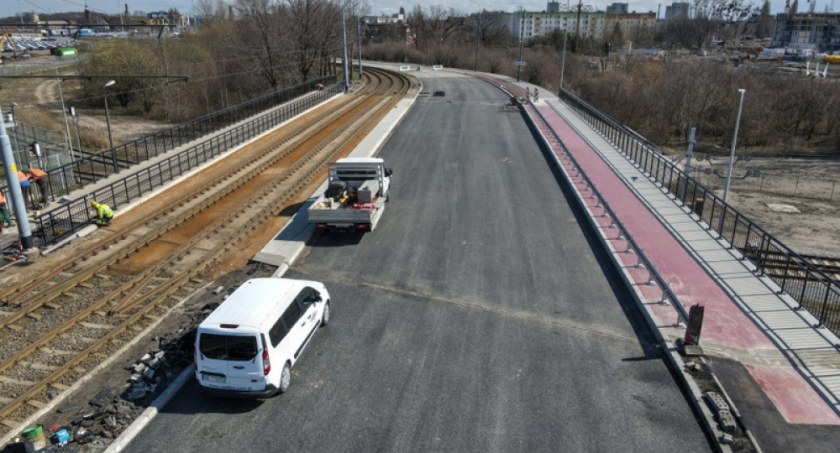 Z Brzeźna do Nowego Portu wkrótce bez problemów. Kar za opóźnienia nie będzie - Zdjęcie główne