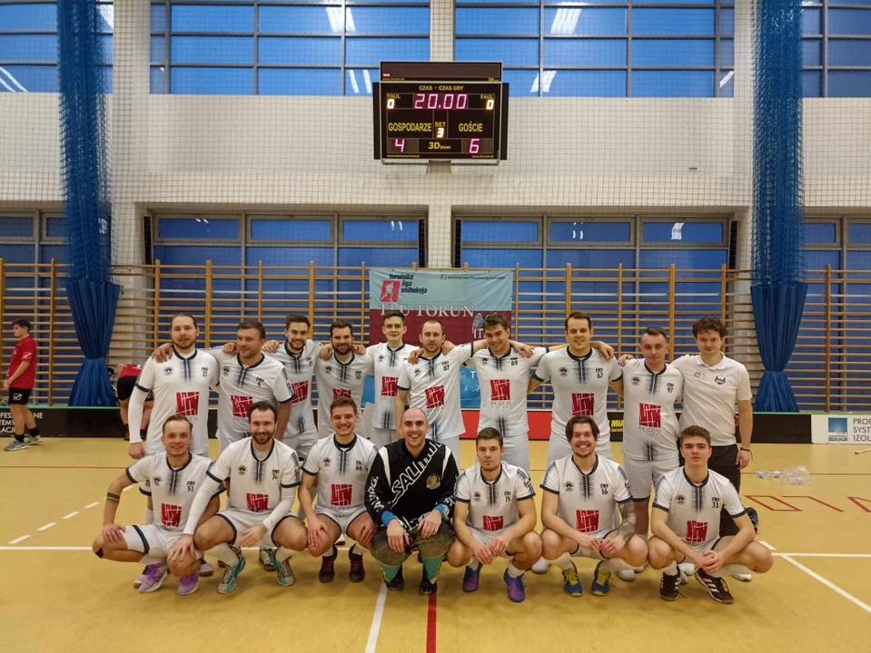 Floorball Team Poznań górą w spotkaniu na szczycie - Zdjęcie główne